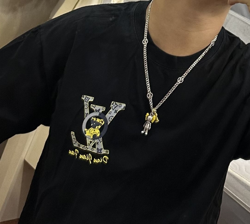 LV Necklaces